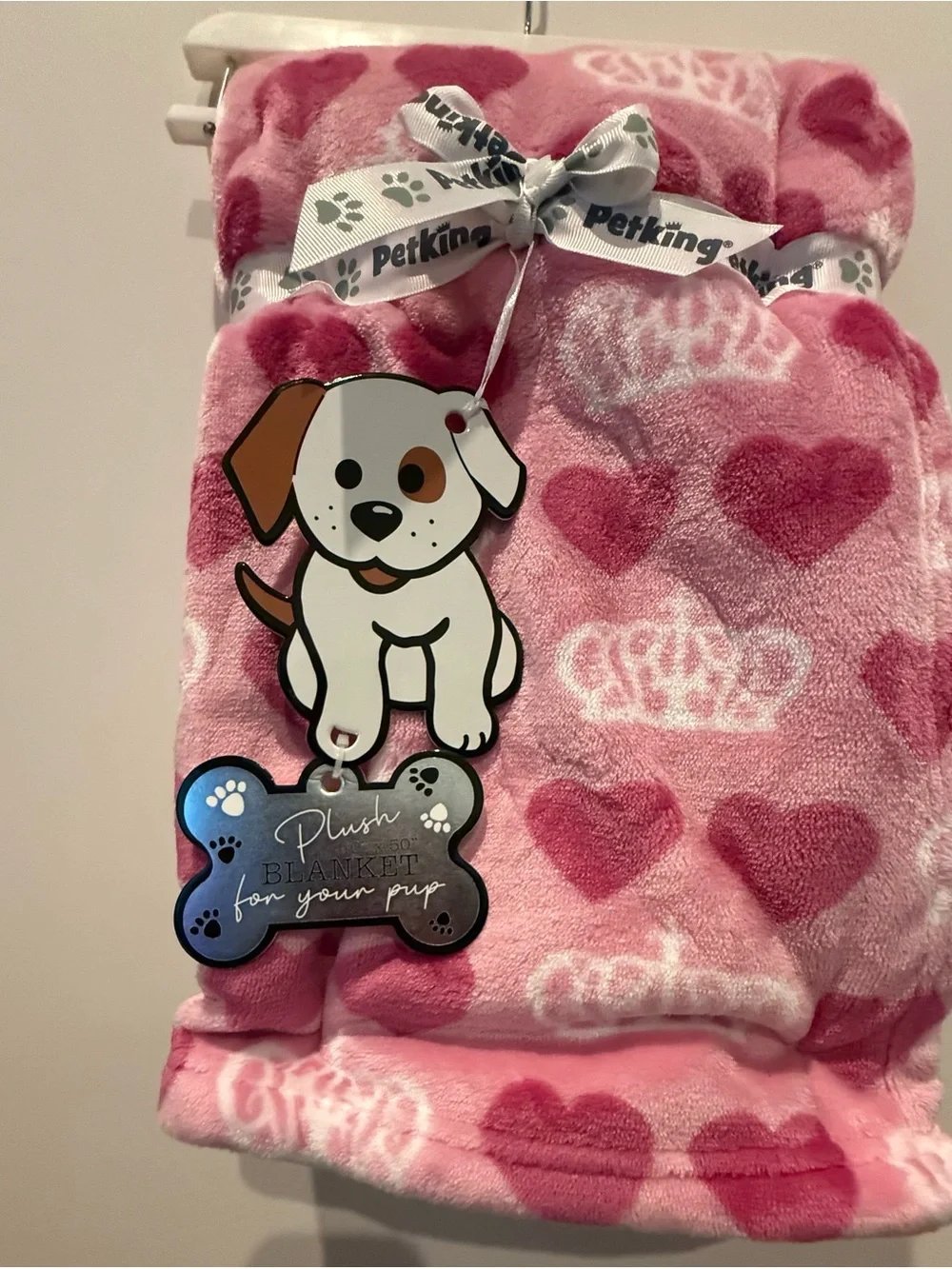 Absolutely Adorable Pink Hearts and Tiaras Plush Pup Blanket - 40x50 in.- NWT